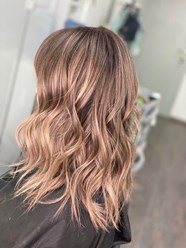 Фото компании ООО Студия красоты Кристины Сморыгиной 2