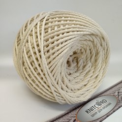 Полиэфирный шнур 5мм. с сердечником Knitcord.
Цвет: молочный
Арт. 2007
Длина: 200м.
Серия: ПЭШ5Н
