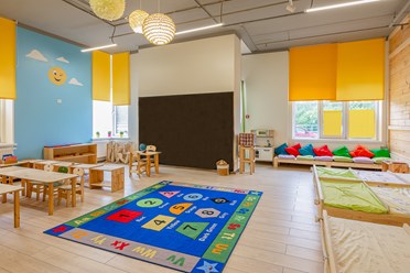 Фото компании  English Montessori Kindergarten 1