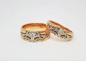 Обручальные кольца из золота 585 пробы с бриллиантами