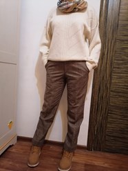 Брюки женские шерсть, размер 46-48, рост модели 175см, цена брюк 1000р.