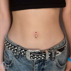 Пирсинг пупка в Калининшраде
Украшение для пирсинга пупка банан из титана