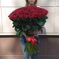 101 красная роза 70см. Пр-во Россия.