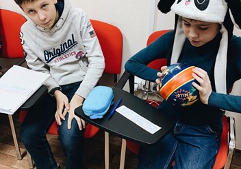 Детки проходят обучение