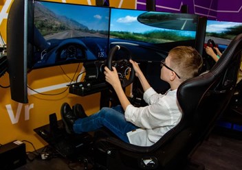 Площадка для погружения в виртуальную реальность в BAZA VR