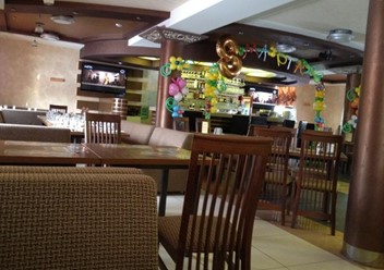 Фото компании  Каледония, кафе-ресторан 1