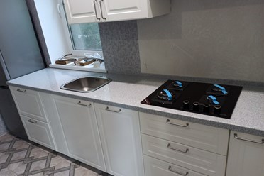 HI-MACS G002 Grey Sand - кухонная столешница из искусственного камня