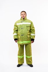 Боевая одежда пожарного БОП-2.

Ссылка: https://01161.ru/index.php/o-nas/magazin/odezhda-pozharnykh/spetsialnaya-zashchitnaya-odezhda-ot-teplovykh-vozdejstvij-szo-ptv-tip-u-vid-b-mod-m-006-2-brezent