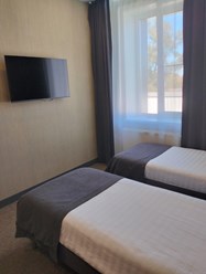 Фото компании  Leon Hotel 12