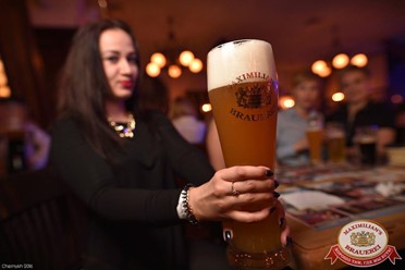Фото компании  Максимилианс, баварский клубный ресторан-пивоварня 62