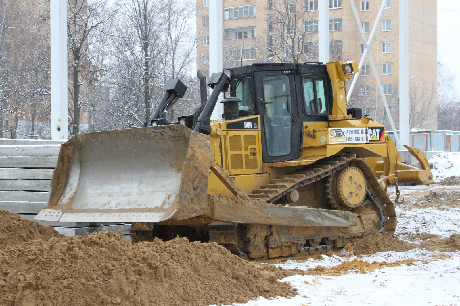 Земляные работы-компания Техоптимум.
Бульдозер CAT D6R XL компании Техоптимум.
www.tehoptimum.ru Земляные работы-компания Техоптимум.
Бульдозер CAT D6R XL компании Техоптимум.
www.tehoptimum.ru