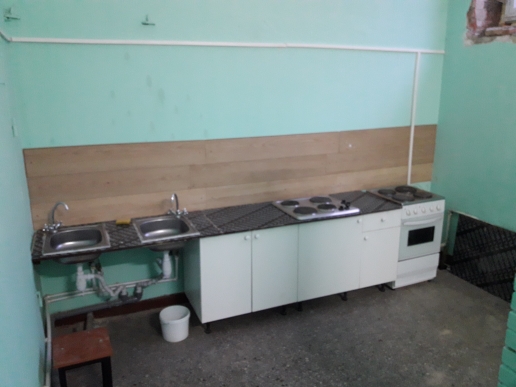 Кухня в общежитии по адресу СПб, ул. Зайцева, д.27.