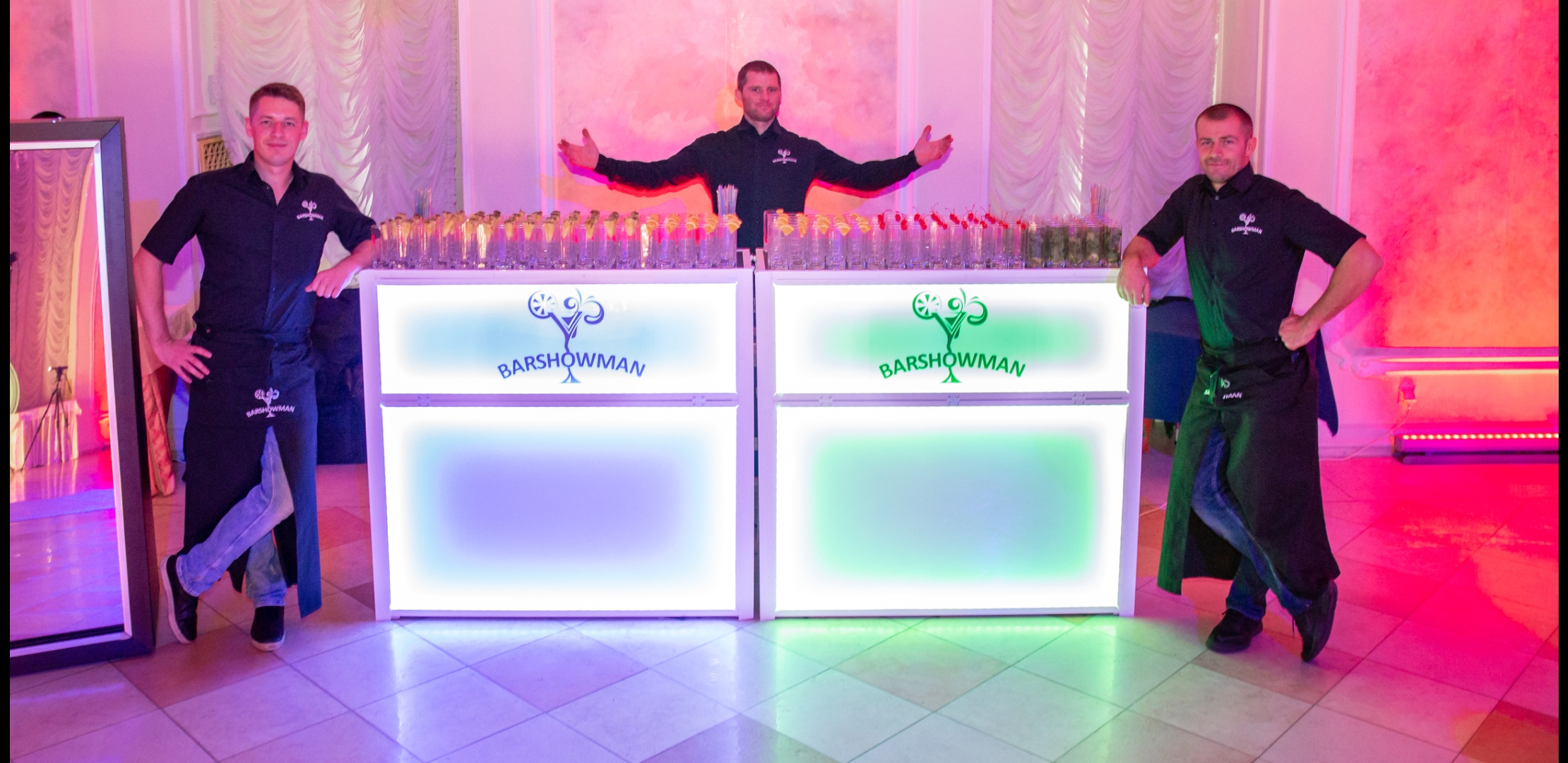 Вот такие крутые барные стойки для ваших вечеринок от компании Barshowman!