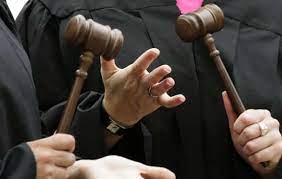 Замена судей