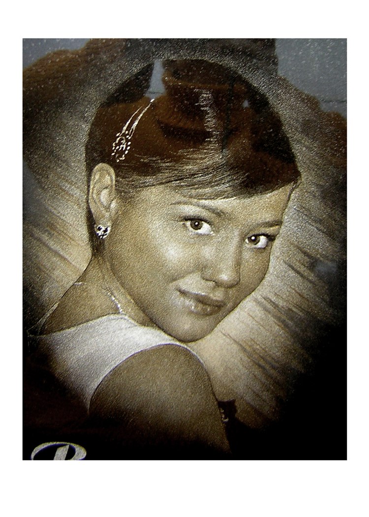 Ручная гравировка портрета в цвете "СИЕНА"