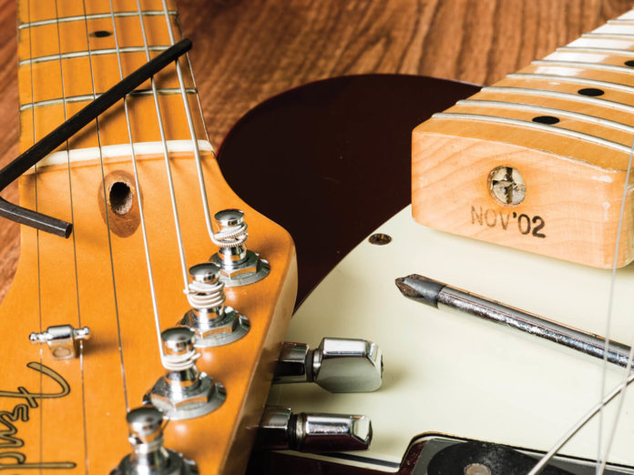 Fender Stratocaster Truss-Rod