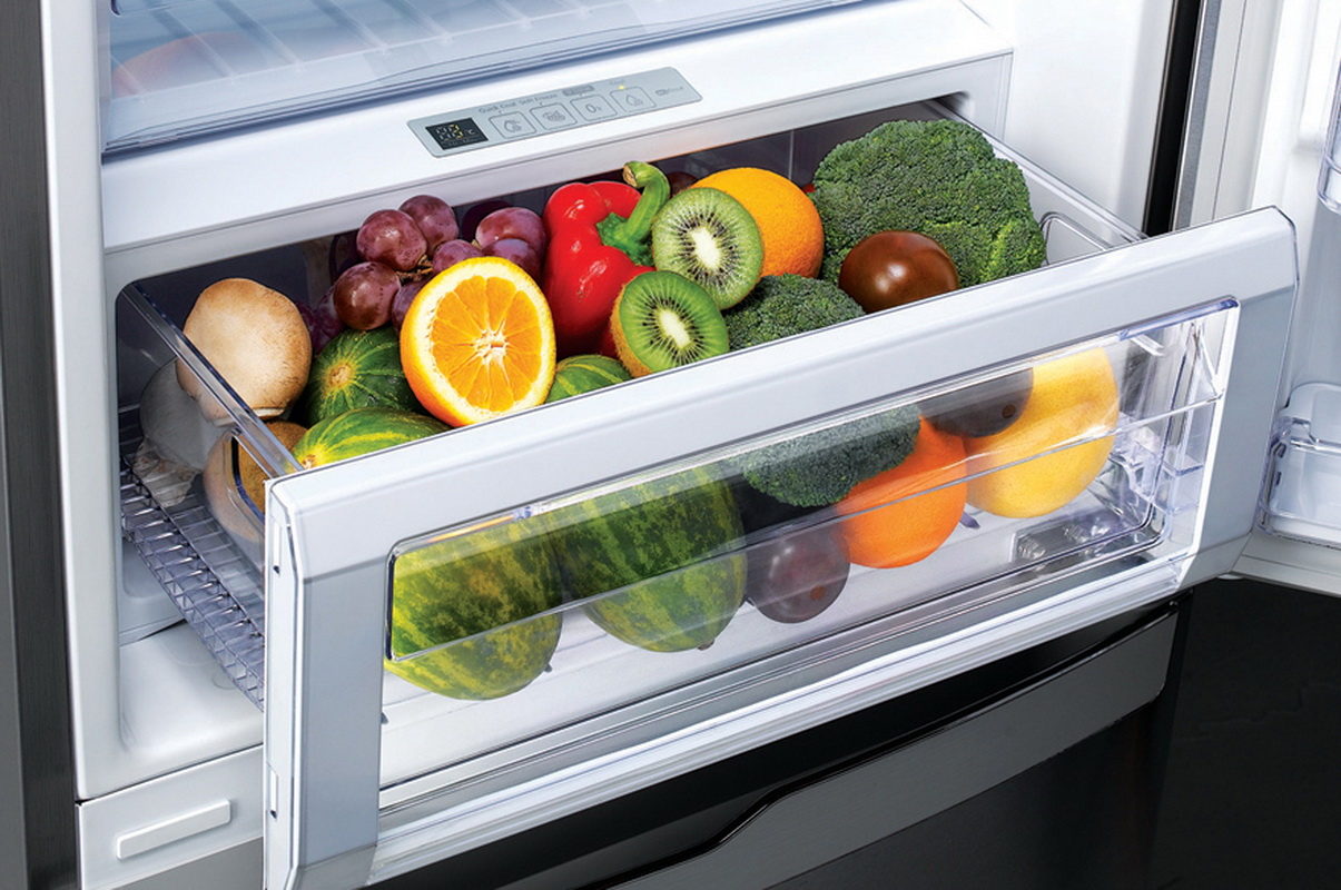 Вода в холодильнике, причины и способы устранения. Консультация специалиста компании Ремхол66 24/7.