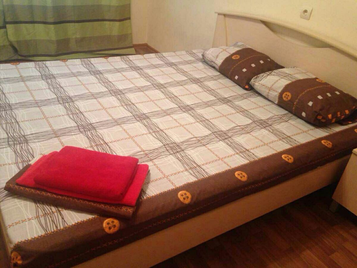 Очень мягкая кровать!)
