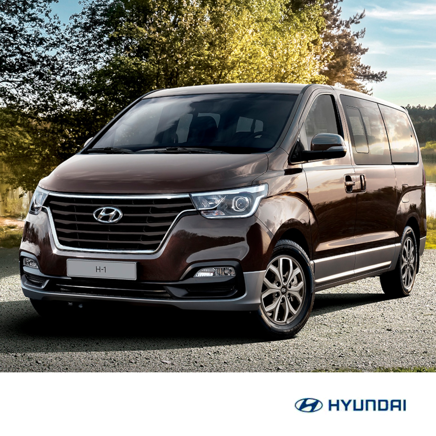 Минивэн h1. Хендай Старекс 2021. Hyundai Starex h1 2020. Хендай Гранд Старекс 2018. Hyundai h1 2019.