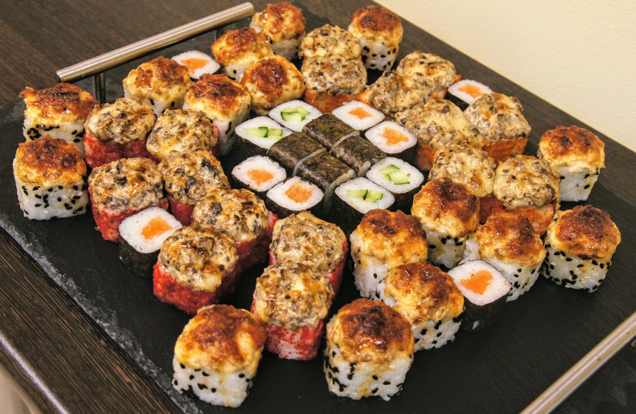 Запеченный набор суши фото 110
